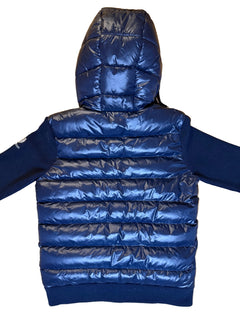 BLAUE STRICKJACKE MIT KAPUZE
