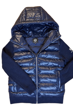 BLAUE STRICKJACKE MIT KAPUZE